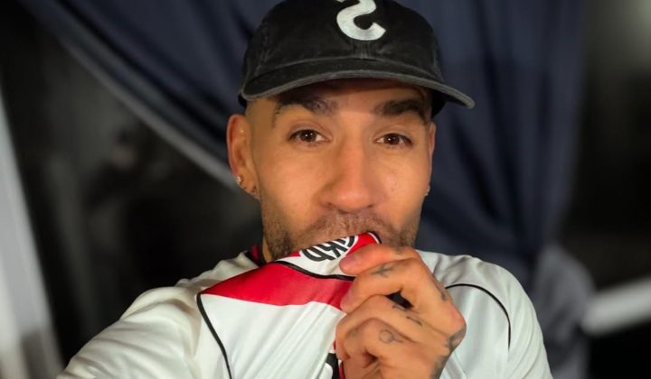 La “primera” foto de Nicolás Otamendi con la camiseta de River: un sueño de infancia hecho realidad