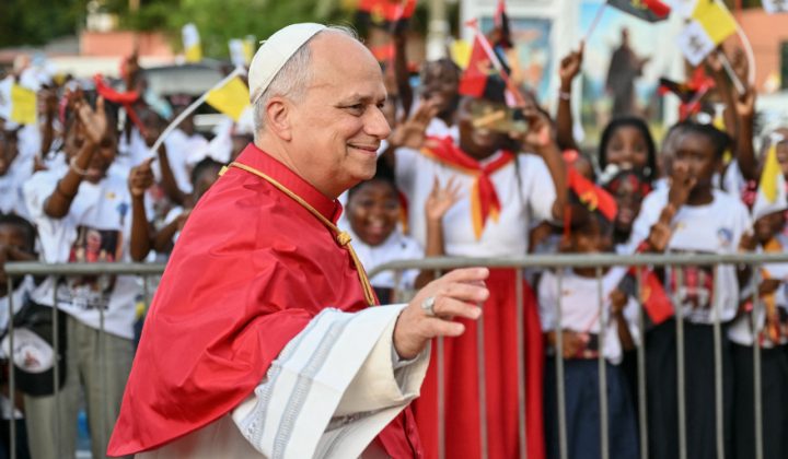 El Papa León XIV podría visitar Argentina en noviembre, según exembajador uruguayo