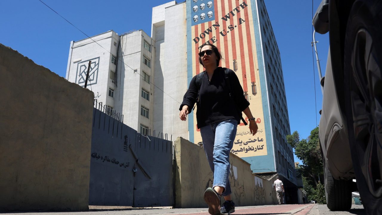 Irán restablece parcialmente el acceso a Internet tras casi tres meses de bloqueo total