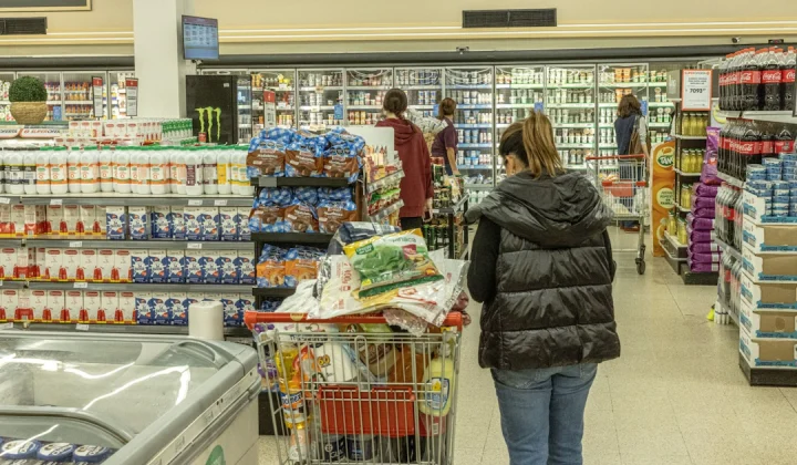La inflación de mayo en Argentina podría desacelerarse, pero aún lejos de perforar el 2%