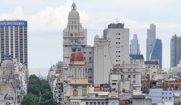 Las cúpulas porteñas: un tesoro arquitectónico que la rutina oculta