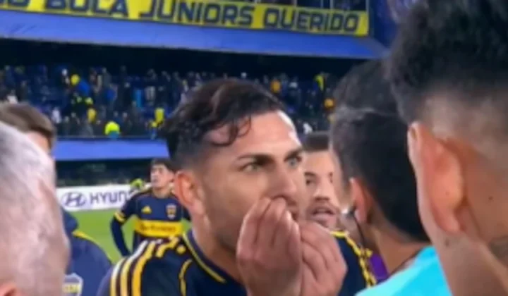 Furia en Boca: Paredes explotó contra el árbitro por penal no cobrado ante Cruzeiro en Copa Libertadores