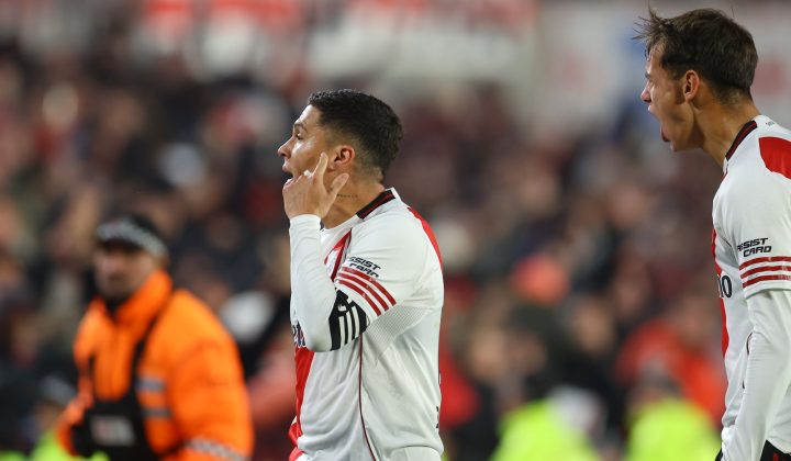 Hinchas reconocidos de River analizan el cruce de Juanfer Quintero con los aficionados