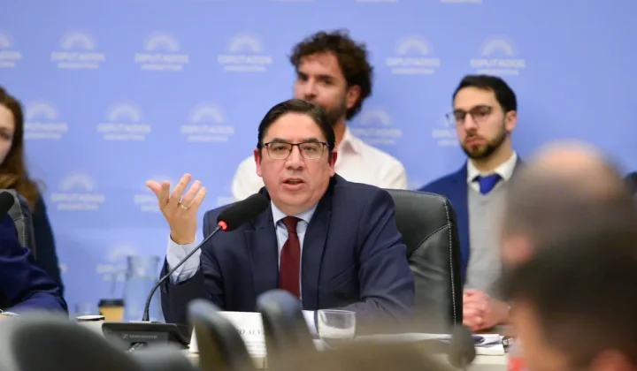 El Gobierno propone a la UBA transferir sus hospitales al Estado si no puede administrarlos