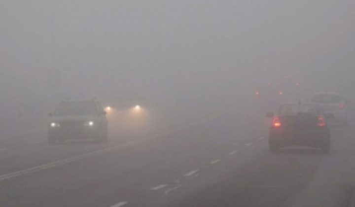 Alerta violeta por neblinas intensas en el AMBA y varias provincias: recomiendan extremar precauciones