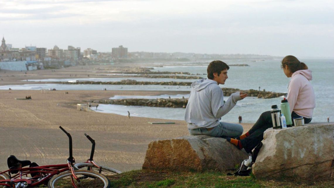Clima en Mar del Plata: Se esperan nubes y ráfagas del sudoeste para la jornada costera