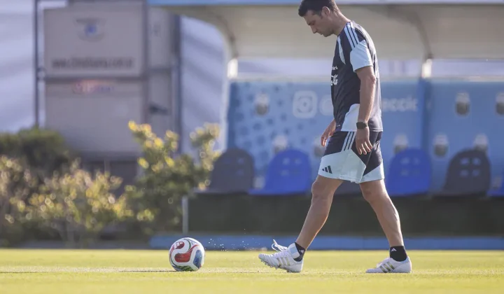 Mundial 2026: Scaloni da pistas sobre la lista de convocados y la recuperación de Messi