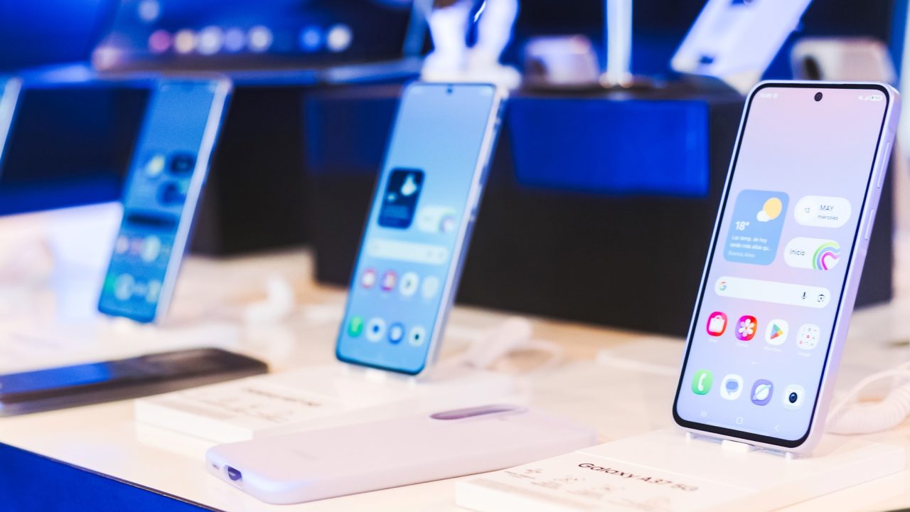 Samsung Lanza Galaxy A57 y A37: IA y Pantallas Fluidas Llegan a la Gama Media Argentina