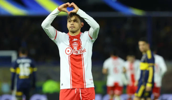 La noche de los hermanos Romero: Óscar castigó a Boca y Ángel descontó en un partido frenético