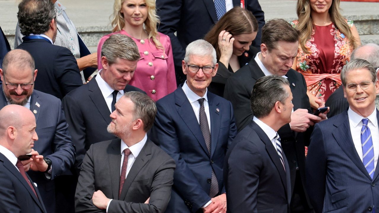 De Elon Musk a Tim Cook: Los CEO que acompañaron a Donald Trump en su viaje a China
