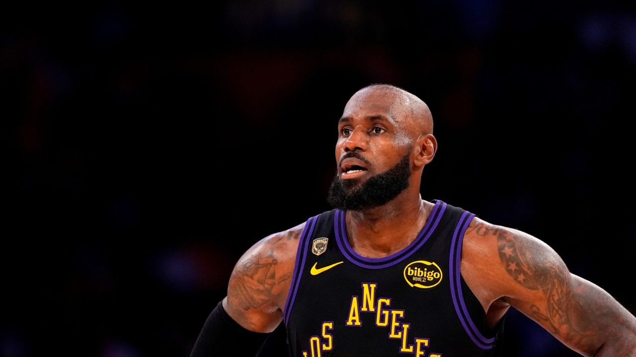 El futuro de LeBron James en la NBA: ¿Retiro o nuevo equipo tras la eliminación de los Lakers?