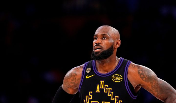El futuro de LeBron James en la NBA: ¿Retiro o nuevo equipo tras la eliminación de los Lakers?