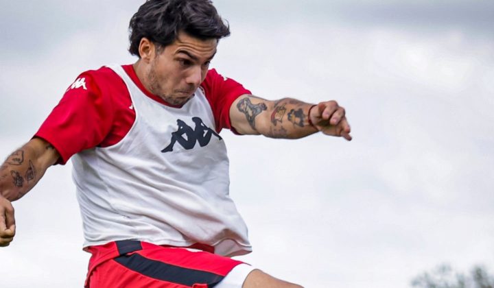 Galíndez de Huracán bromea con Blondel antes del partido contra Boca
