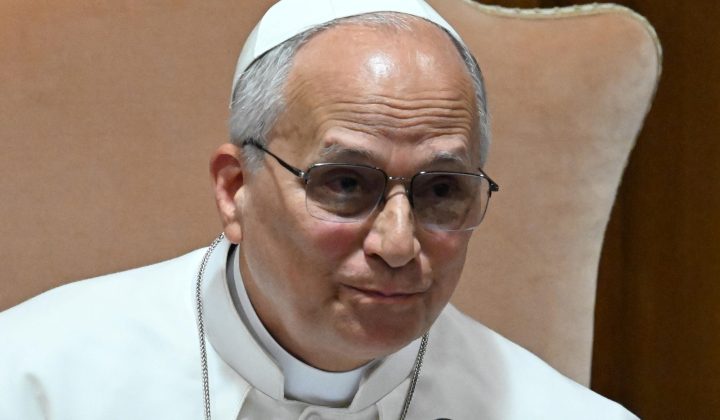 Papa León XIV pide perdón por el rol de la Iglesia en la esclavitud y alerta sobre la IA