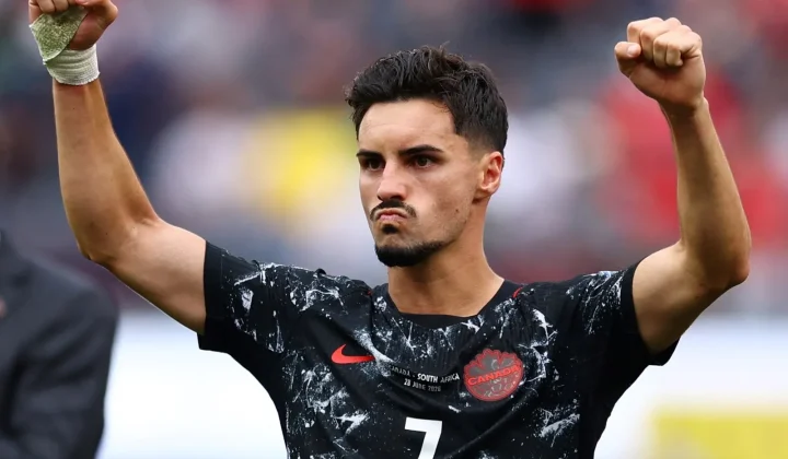 Canadá ha escrito una de las páginas más importantes de su historia futbolística al clasificar por primera vez a los octavos de final de un