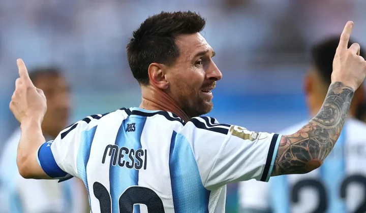 Las lágrimas de Messi: un gol histórico en el Mundial desata la emoción del capitán argentino