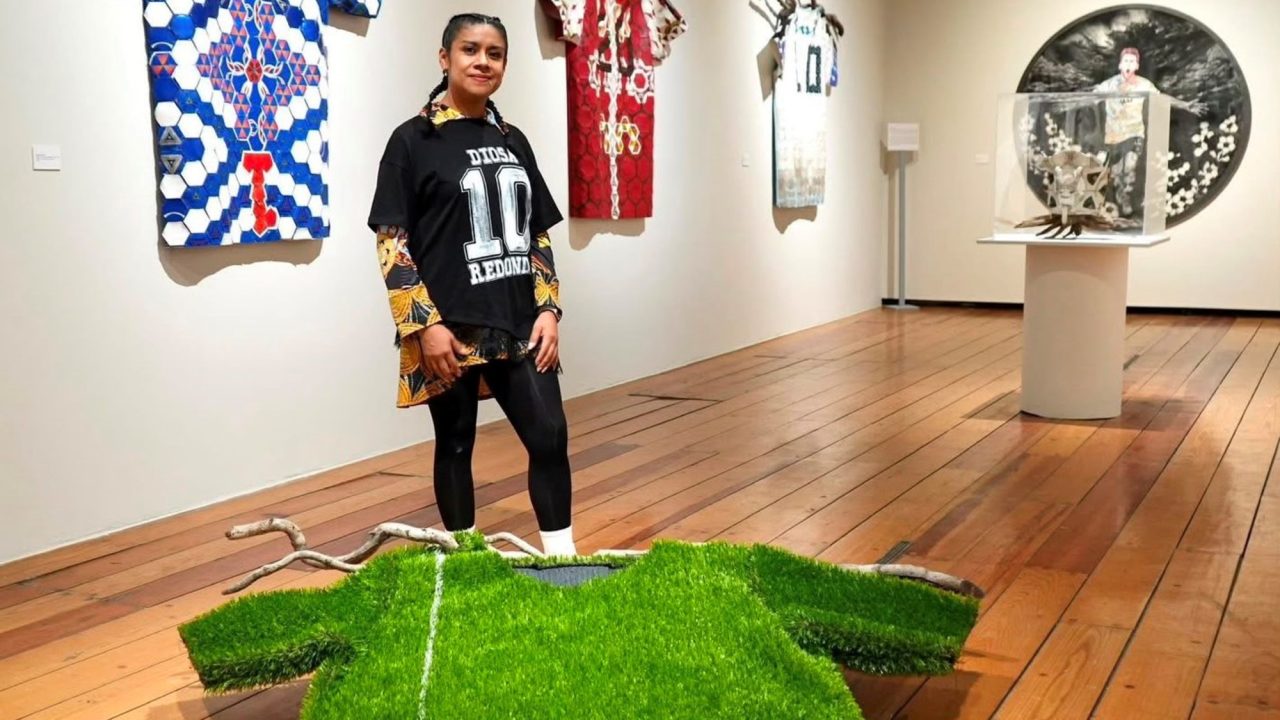 La próxima Copa del Mundo 2026 no solo promete emociones deportivas en las canchas, sino que también está inspirando la creatividad artístic