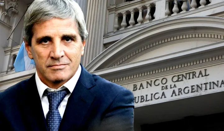 Luis Caputo arremete contra periodista por columna crítica: “Pobrecito, está enfermo