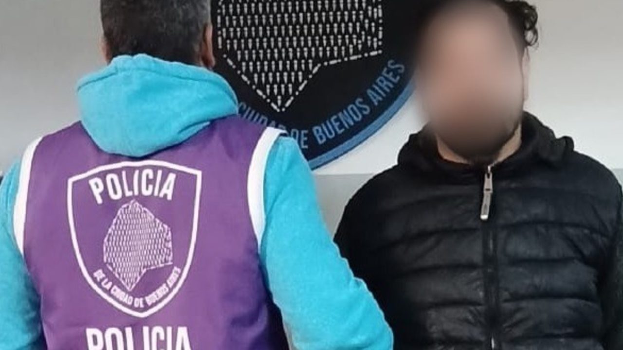 Un hombre que operaba bajo la fachada de una agencia de modelos fue detenido en la Ciudad de Buenos Aires tras ser denunciado por dos jóvene