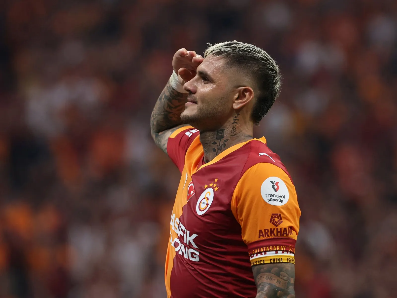 Mauro Icardi, futbolista argentino, posa durante un entrenamiento con su equipo Galatasaray.