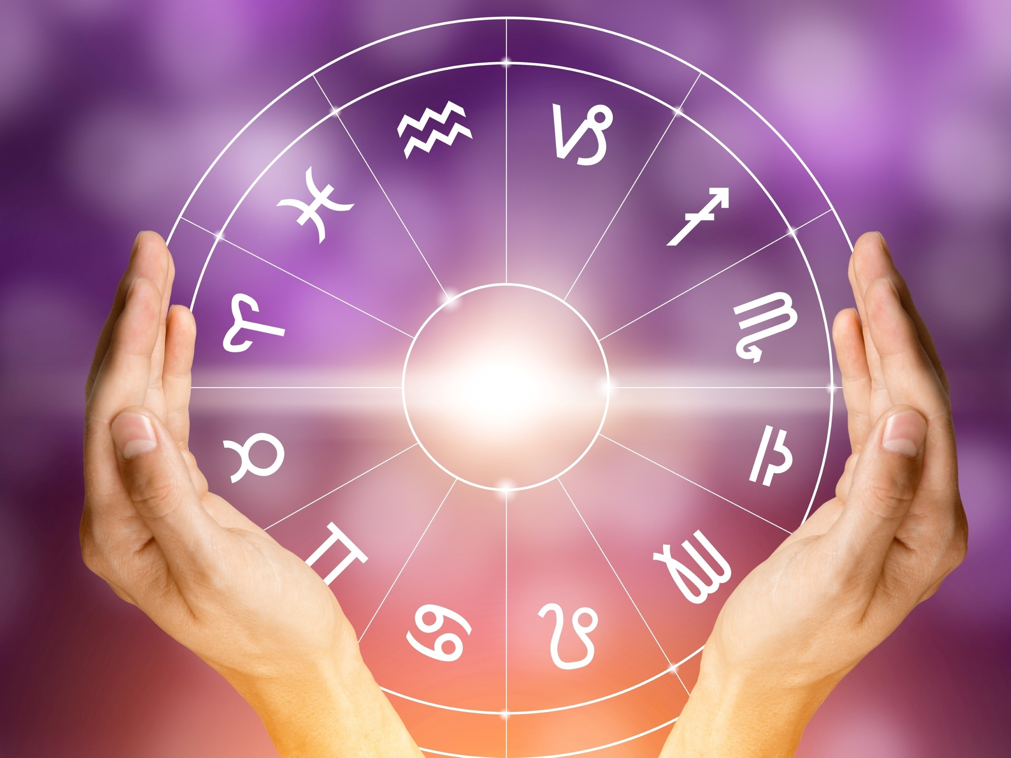 Representación artística de Venus ingresando en Leo, simbolizando el auge de la pasión, la creatividad y la confianza en las relaciones personales.