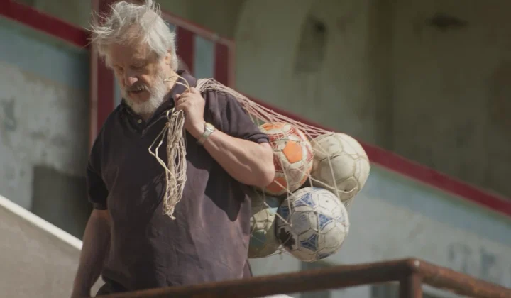 Jorge Marrale reflexiona sobre su papel en “La Casaca de Dios” y la conexión con Malvinas y el fútbol