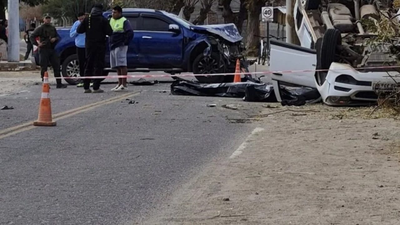 Tragedia en la Ruta 40: Choque Fatal al Evadir Control de Gendarmería Deja Dos Muertos y Carga de Cocaína