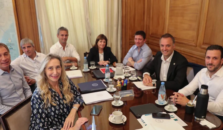 La mesa política se reunirá esta semana en medio de tensiones internas y la neutralidad de Milei