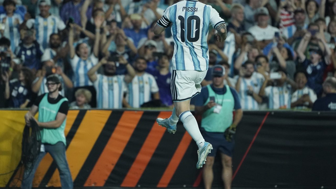 Messi envía mensaje de unidad y esperanza antes del debut mundialista