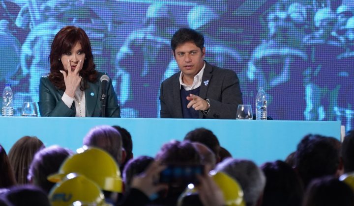 Kicillof defiende a Cristina Kirchner un año después de la condena: “Es inocente