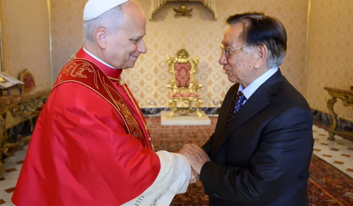 El Vaticano ha dado un paso más en la organización de una posible gira papal por Sudamérica. El papa León XIV recibió recientemente al presi