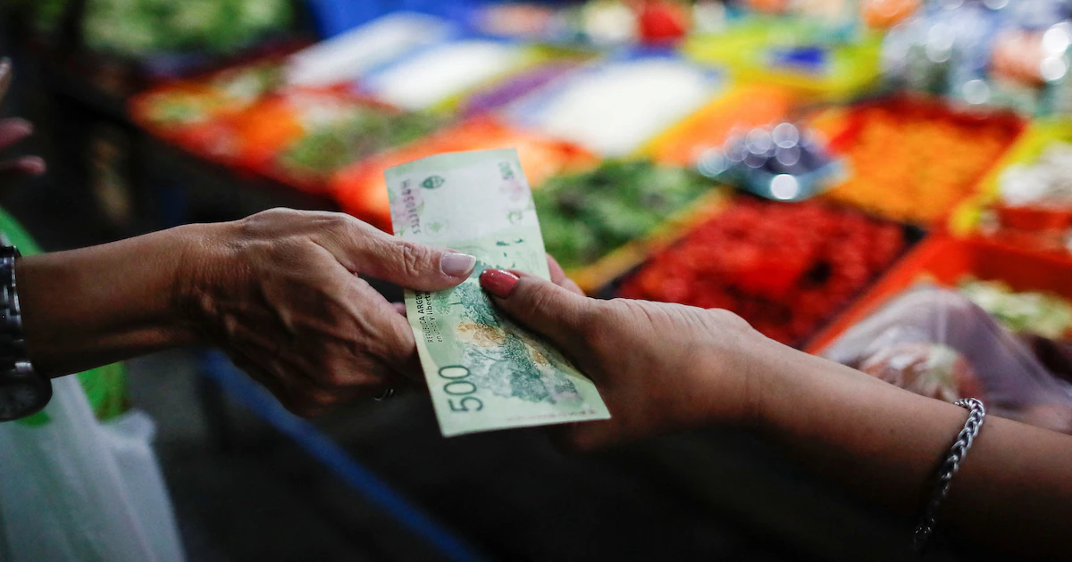 Inflación de junio: Aceleración en alimentos y bebidas, pero consultoras prevén que el índice general no supere el 2%