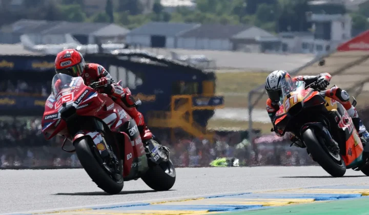 El mundo del motociclismo celebra el regreso de uno de sus escenarios más emblemáticos. El Gran Premio de la República Checa de MotoGP en 20