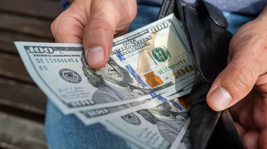 La cotización del dólar oficial y el dólar blue son puntos clave en la economía argentina, y este jueves 25 de junio no es la excepción. Los