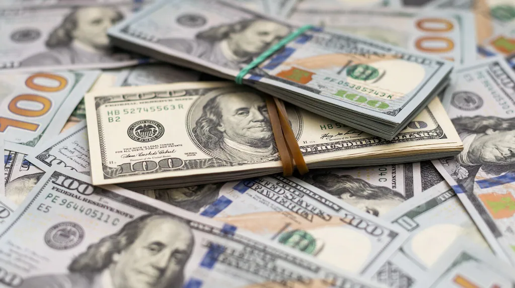 La cotización del dólar oficial, controlado por el Banco Central de la República Argentina (BCRA), abre los días hábiles a las 10:00 AM, ope