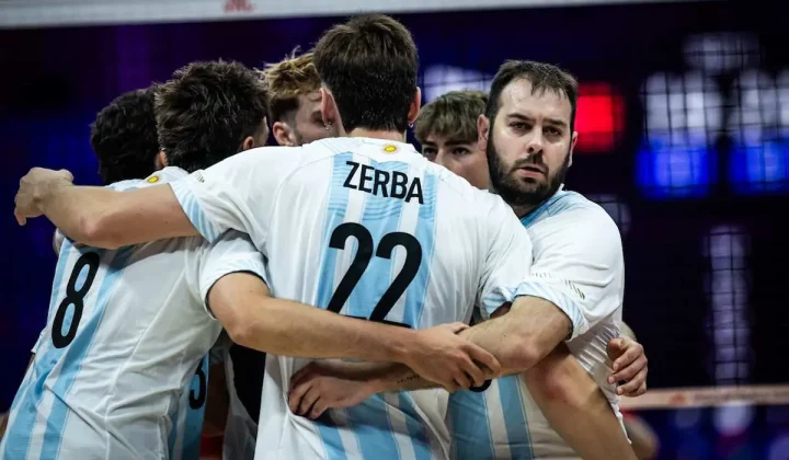 La selección argentina de vóleibol masculino inicia hoy su camino en la Volleyball Nations League (VNL) 2026, enfrentando a Polonia, actual