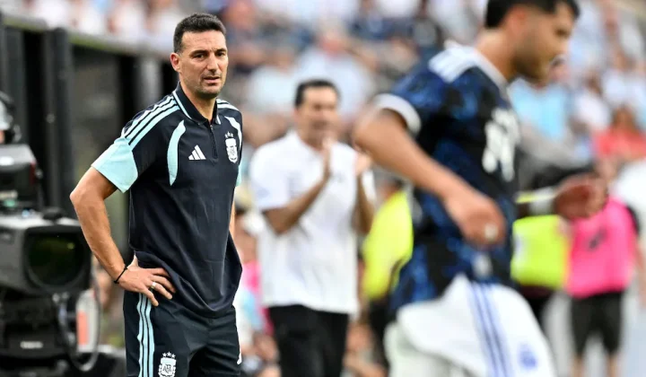 Scaloni elogia a Tomás Aranda tras su debut: “Tiene potrero, juega bien