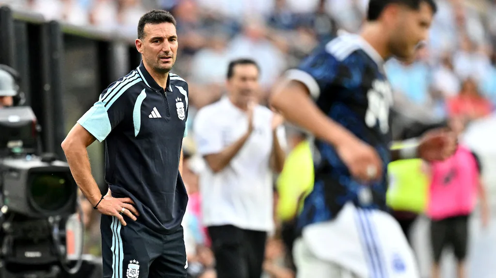 Scaloni elogia a Tomás Aranda tras su debut: “Tiene potrero, juega bien