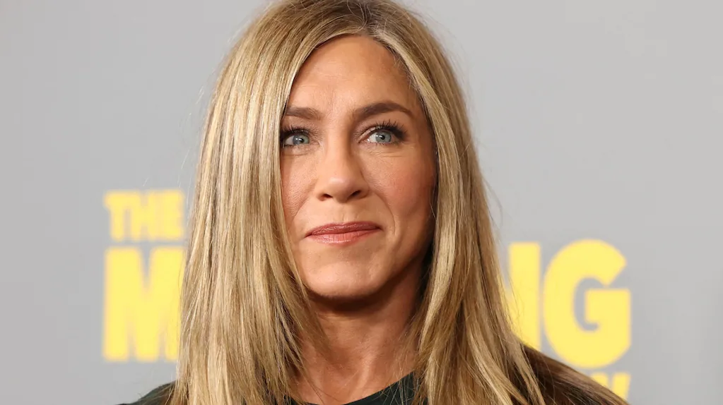La estrella de Hollywood, Jennifer Aniston, conocida por su papel en “Friends” y numerosos éxitos cinematográficos, ha compartido detalles s
