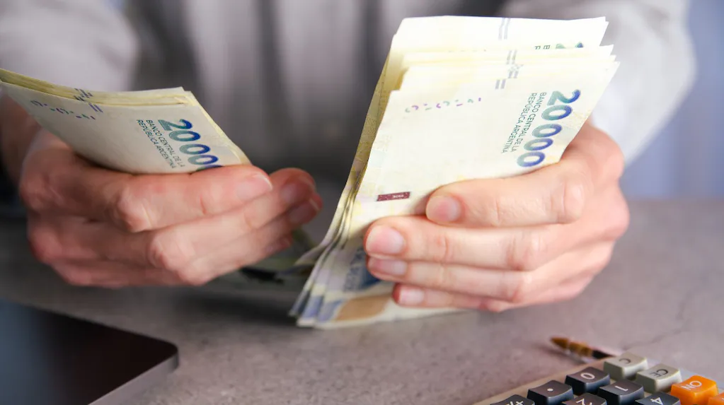 Junio trae aumentos en alquileres, tarifas de servicios, prepagas y otros gastos esenciales