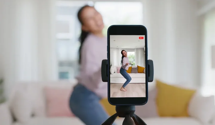 Las tendencias de consumo asiático, como el live commerce y la IA, desembarcan en Argentina