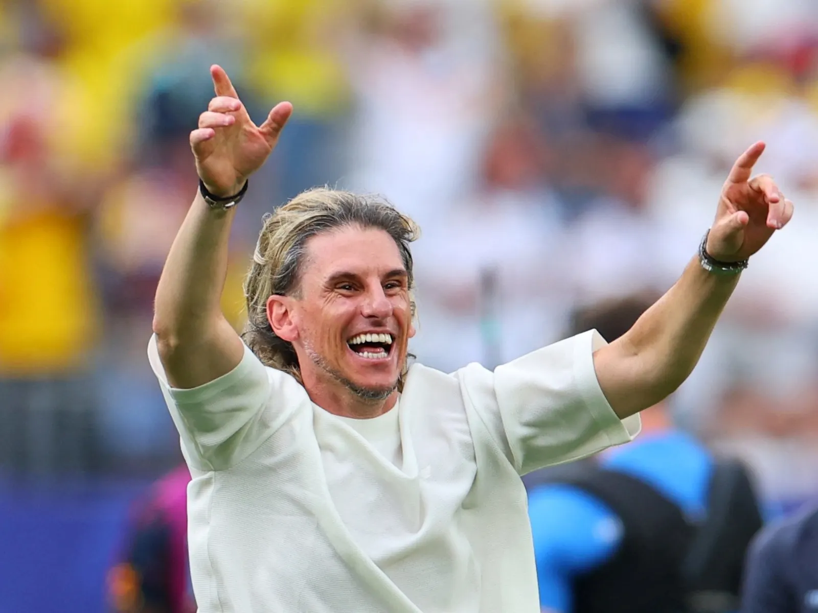Sebastián Beccacece, director técnico argentino, durante un partido de la selección de Ecuador.