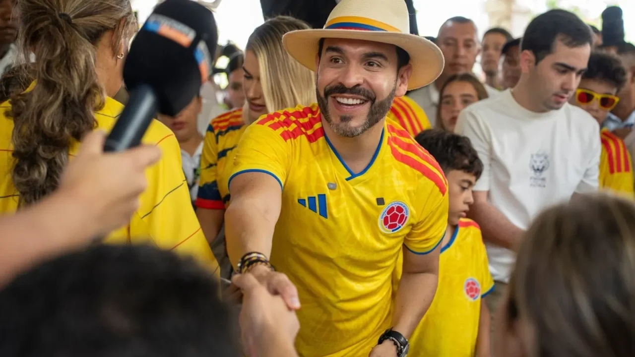El panorama político de Colombia se perfila hacia un cambio significativo con la inminente asunción de Abelardo De la Espriella como nuevo p