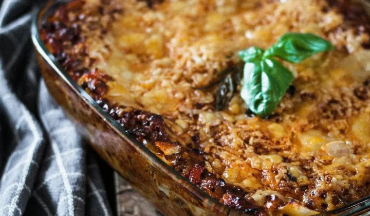 La llegada del invierno a Argentina trae consigo el deseo de comidas reconfortantes y caseras. Organizar el menú semanal no solo ahorra tiem