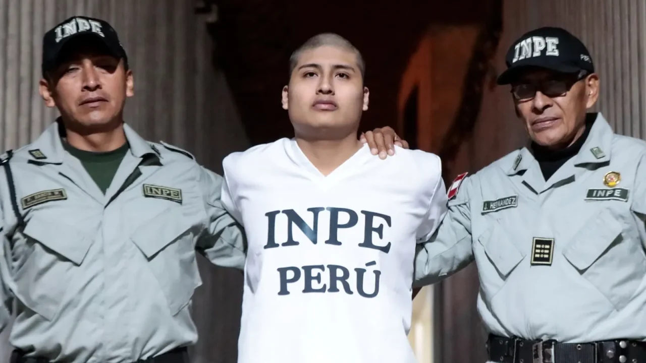 Tony Janzen Valverde Victoriano, de 20 años y conocido como “Pequeño J”, se encuentra detenido en el penal federal de Marcos Paz, a la esper