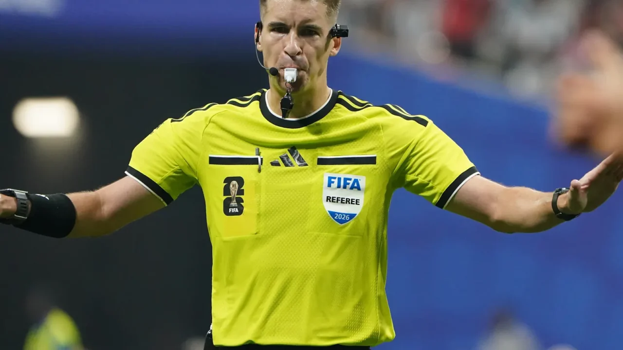 Egipto denuncia al árbitro francés ante la FIFA tras su eliminación del Mundial contra Argentina