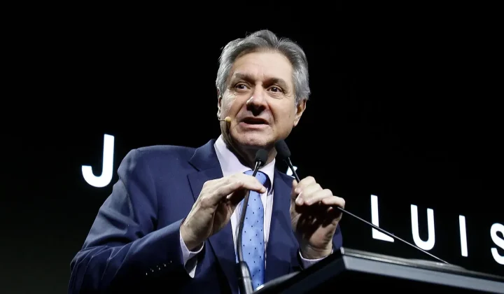 Brotes verdes invisibles: la fecha límite que preocupa a los inversores y la advertencia de un ex FMI a Milei