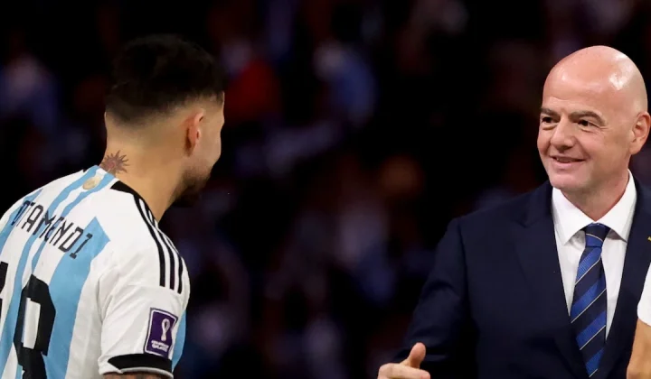 Gianni Infantino homenajeó a Nicolás Otamendi tras su retiro de la selección argentina