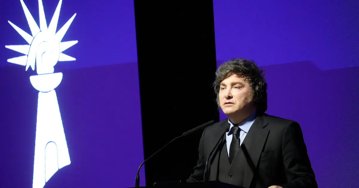 La “batalla cultural” de Milei: ¿pierde apoyo o marca la agenda argentina?