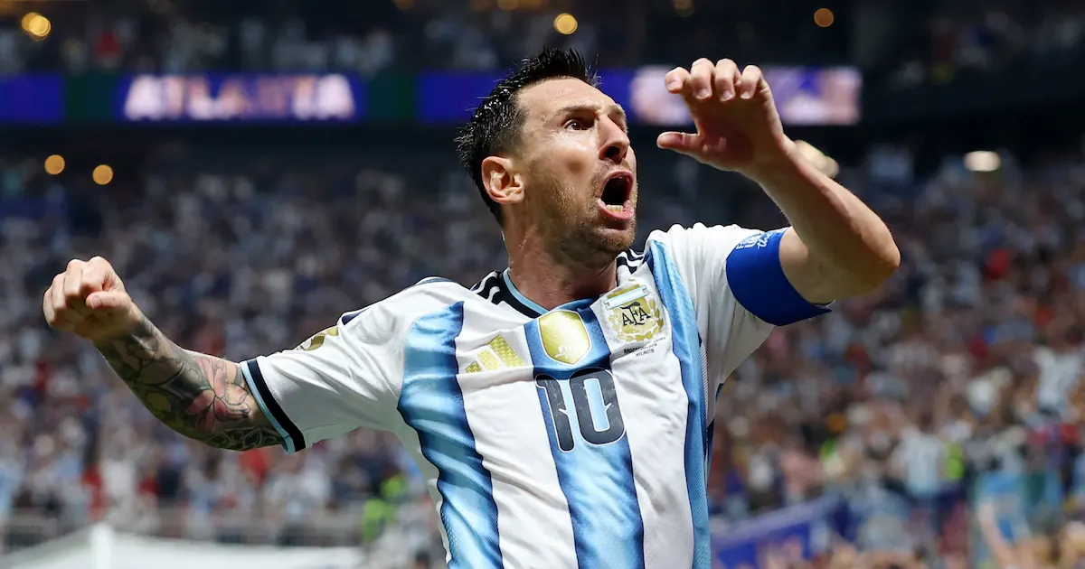 Un sector del periodismo deportivo español parece negarse a reconocer la brillantez de Lionel Messi en el actual Mundial, incluso a sus 39 a